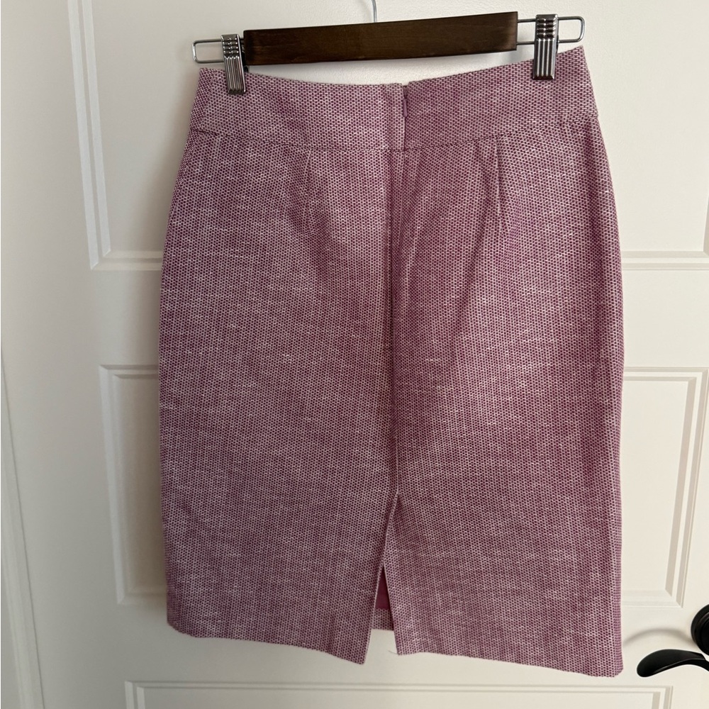 Banana Republic Textured Pink/Purple Pencil Skirt - Picture 3 of 3